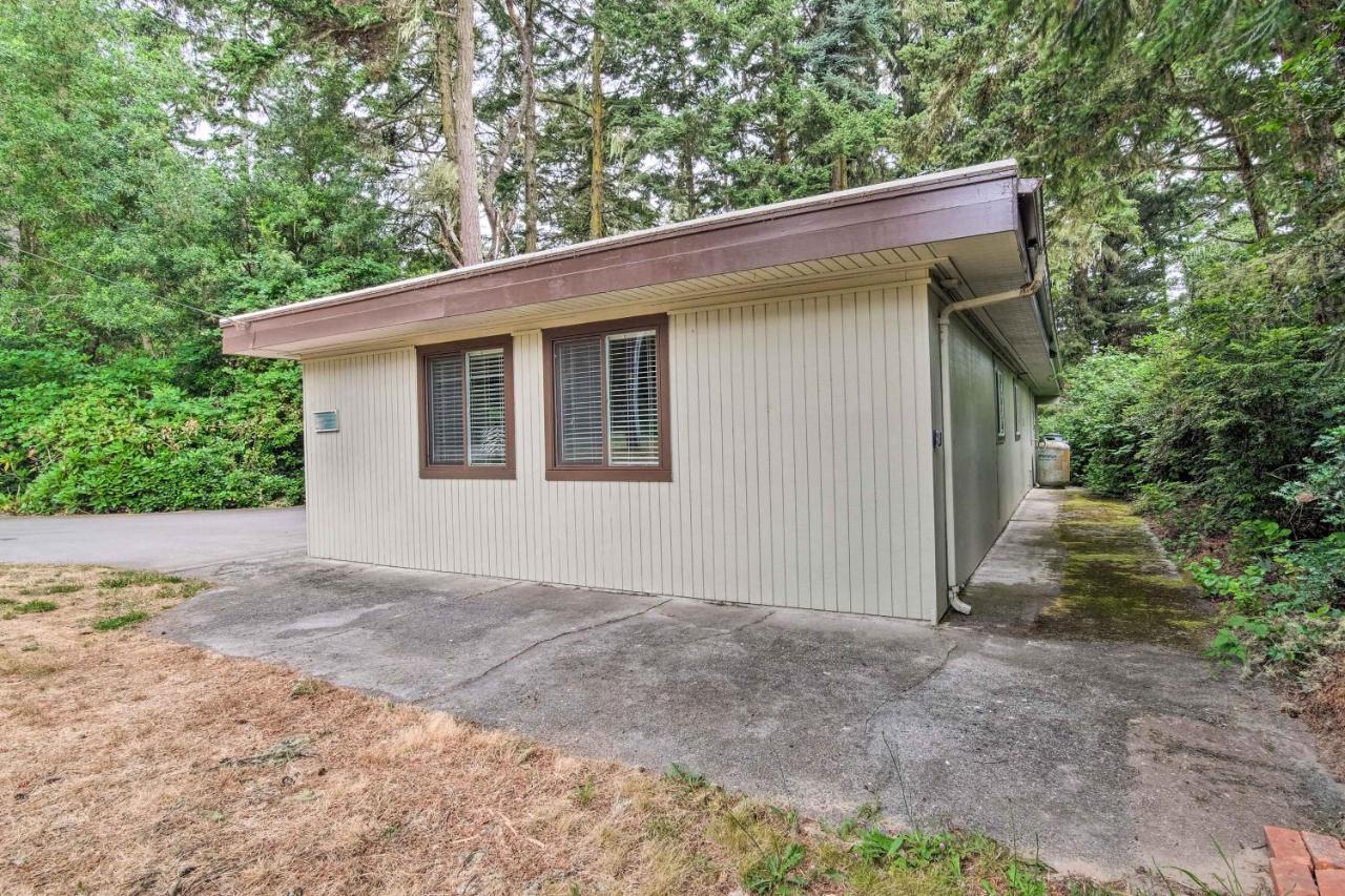 Coos Bay Retreat Less Than 2 Mi To Marina And Casino! Exteriör bild